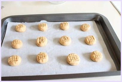 Eggless Peanut Butter Cookies Recipe | No egg peanut butter cookies