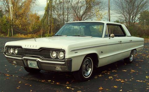 Dodge Polara - Information and photos - MOMENTcar