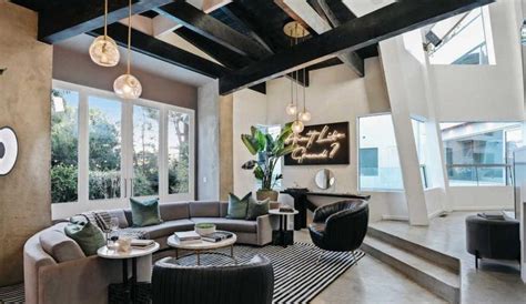 Halsey Listed Her Hollywood Hills Mansion For $2.5 Million | Los ...