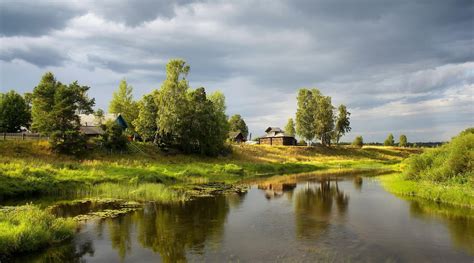 Russian village / 2557 x 1422 / Locality / Photography | MIRIADNA.COM