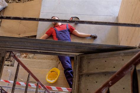 Avoid These Mistakes After A Workplace Accident | V Carious