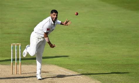 How to Master Cricket Bowling Techniques: A Comprehensive Diagram