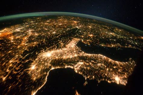 Amazing NASA Photos of Earth at Night - Style Motivation