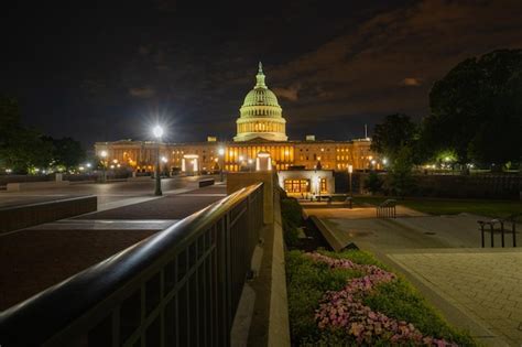 Premium Photo | Capitol building united states capitol building at ...