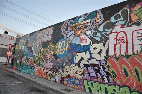 Streets: Downtown LA Graffiti Mural Mini Tour « Arrested Motion