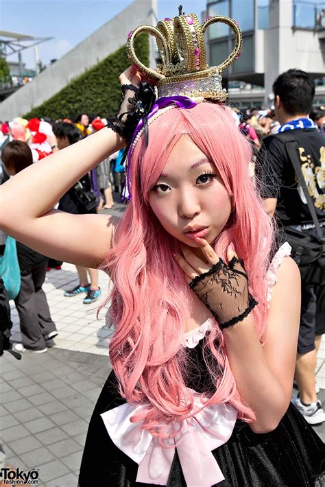 Comiket Cosplay in Tokyo - a photo on Flickriver