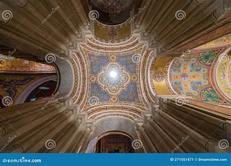 Interior View of the Cathedral Basilica of Saint Louis Editorial Photo ...