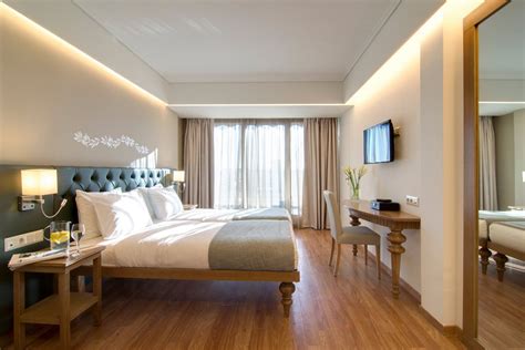 TITANIA HOTEL (AU$121): 2022 Prices & Reviews (Athens, Greece) - Photos of Hotel - Tripadvisor