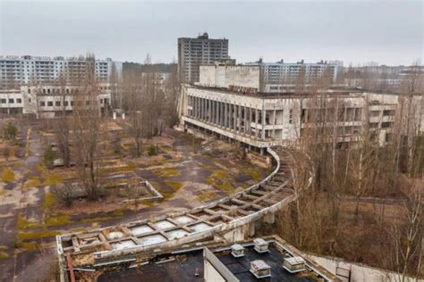 Mothman in Chernobyl. University of Buffalo nuclear physicist… | by Shahjehan Khan | Medium