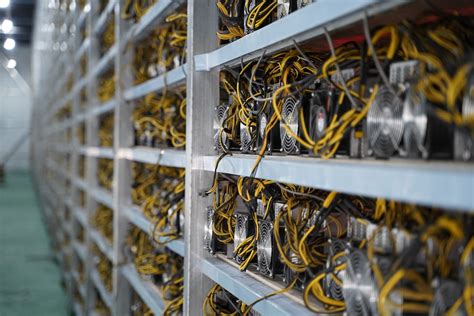 Bitcoin Mining Hardware and Software, Explained - TheMinerMag