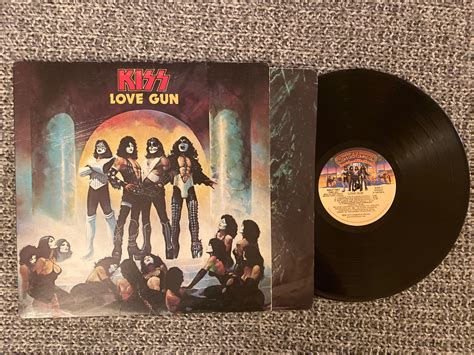 Kiss Lp Love Gun 1977 Used / Vinyl V. G+ | eBay