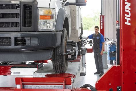 Heavy-Duty Four-Post Truck Lift – Smith Garage