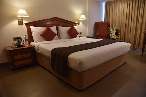 HOTEL SAGAR PLAZA (Pune) - Hotel Reviews, Photos, Rate Comparison - Tripadvisor