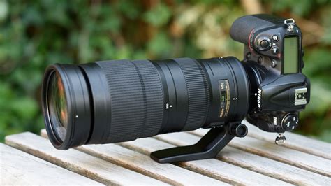 Nikkor AF-S 200-500mm f/5.6E ED VR review | GearOpen