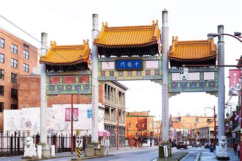 Vancouver Chinatown: Shopping, Restaurants, Attractions