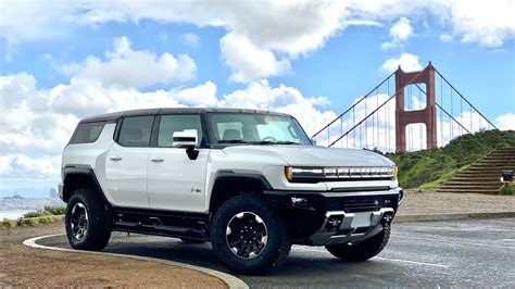 Review: 2024 GMC Hummer EV SUV shows off what can be