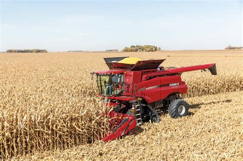 Corn Heads | Combine Harvester Equipment | Case IH