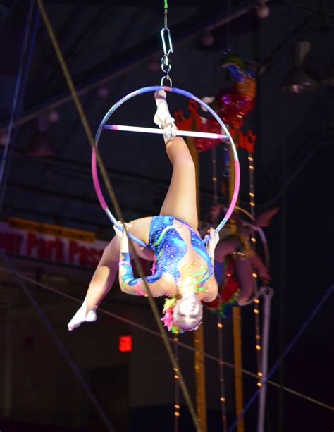 Trapeze artists 004 - Royal Hanneford Circus - Westchester… | Flickr