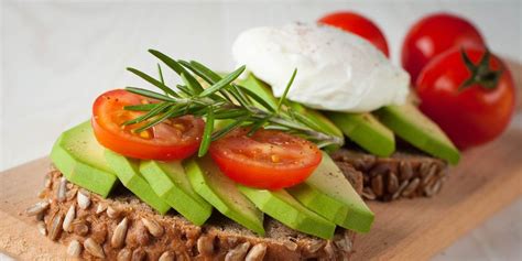 11 Avocado Toast Recipes That Fill You Up For Less Than 350 Calories | Prevention