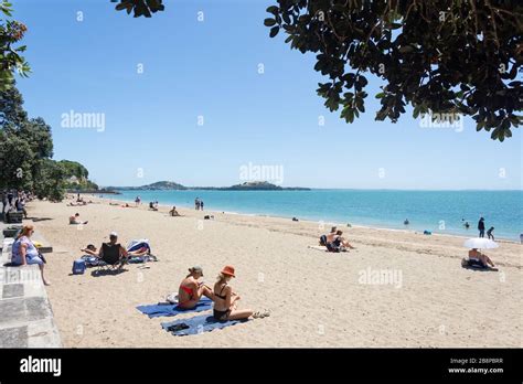 Mission Bay Beach, Mission Bay, Auckland, New Zealand Stock Photo - Alamy