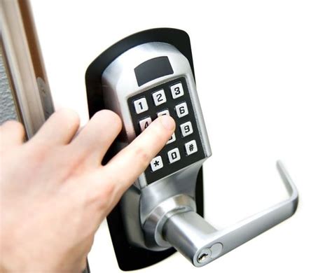 The 6 Best Keyless Entry Systems of 2021 | Keyless entry systems, Locksmith, Commercial locksmith