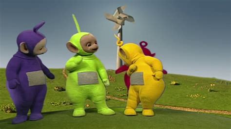 Teletubbies Dance Remix - YouTube