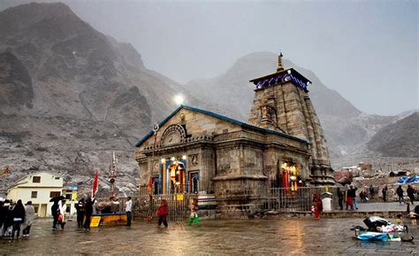 Kedarnath Temple - Dream Travel Trip