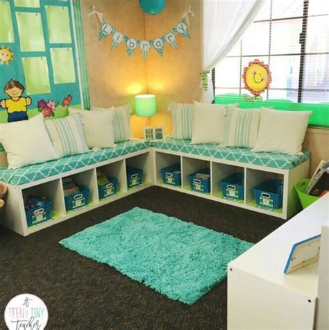 Pin by Shannon Happy on Flexible seating | Teacher classroom, Classroom library, Classroom decor