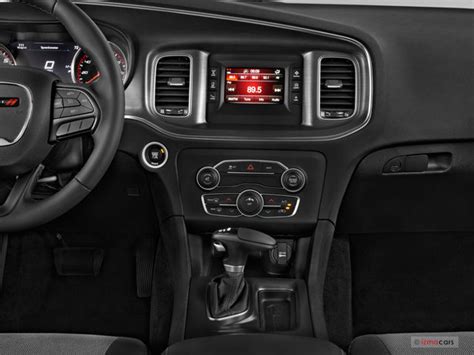 2016 Dodge Charger: 159 Interior Photos | U.S. News