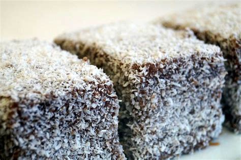 Coconut Bars – Davis Bakery