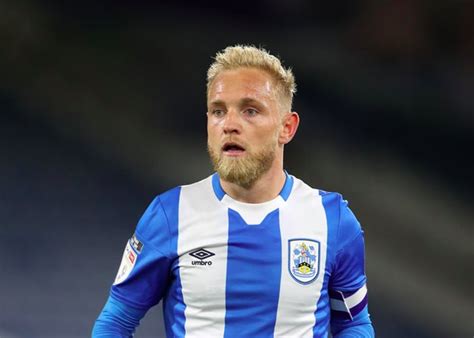 Huddersfield Town Expiring Contracts – Keep or Release? - KLTV