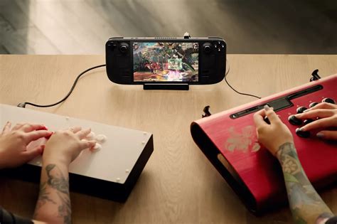 Steam Deck Handheld Gaming PC Announced, Launching December 2021 for ...