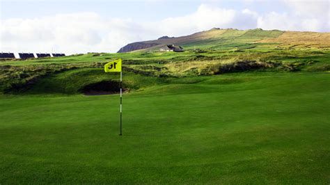 Dingle Golf Club is one of Ireland’s truly traditional championship links