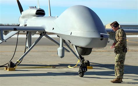 Army seeks better, lighter munitions for UAS, attack helicopters, general says | High Desert ...