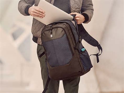 Business and Laptop Backpacks | Victorinox (USA)