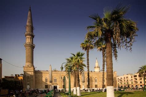 Al-Hussein Mosque, Cairo, Egypt | Visit egypt, Cairo, Egypt