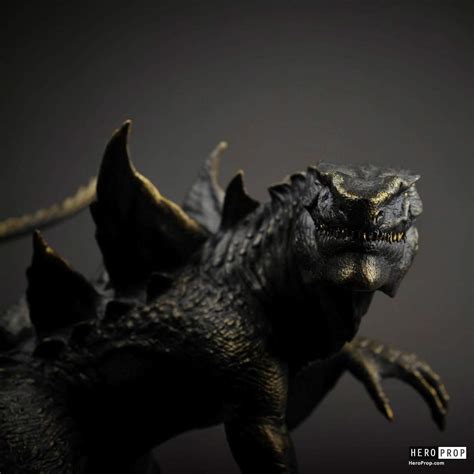 Godzilla (1998) - Godzilla Maquette - HeroProp.com