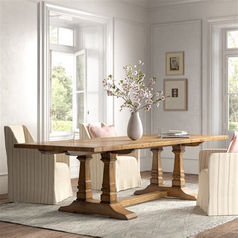 16 Best Farmhouse Dining Tables