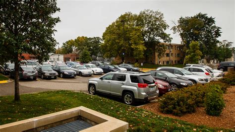 Student Parking | University of St. Thomas - Minnesota