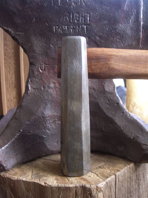 Pin by Redpaint on Tools and other vices | Forging tools, Blacksmithing, Blacksmith tools