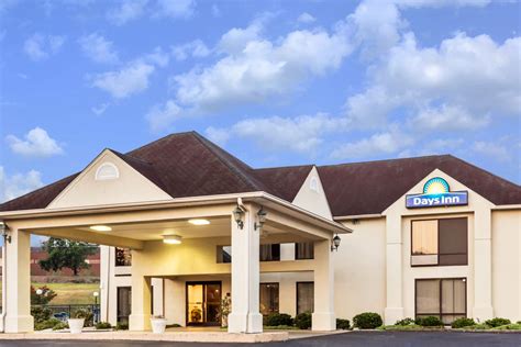 Days Inn by Wyndham Sanford | Sanford, NC Hotels