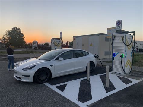 Tesla Superchargers in Italy | Tesla Motors Club