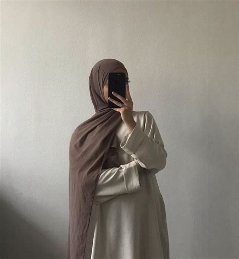 ENAMI on Instagram: “coup de cœur pour cette abaya fluide, légère et opaque idéale pour l’été et ...