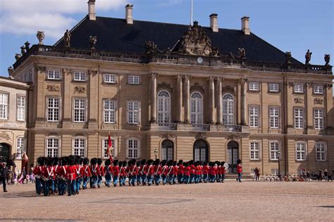 Amalienborg Palace | The Definitive Guide for seniors - Odyssey Traveller