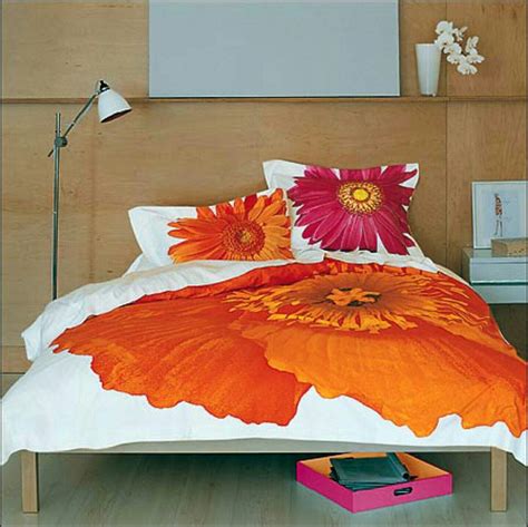 Isaac Mizrahi for Target 'Pop Flower' pattern duvet cover & sham. $1 ...