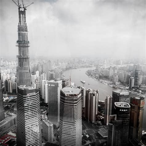 Download wallpaper: Cityscape from Shanghai, China 2048x2048