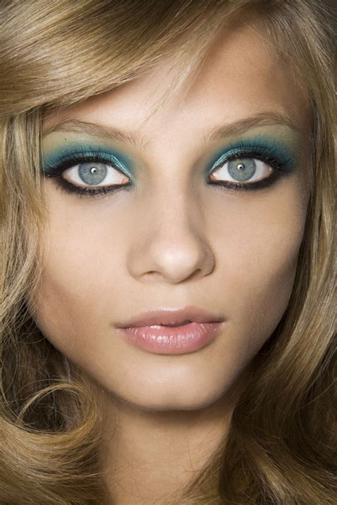 Trend To Try | Sea Green Eyeshadow – Emirates Woman