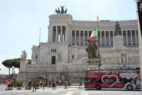 Hop on Hop off Rome Bus - 5 Things to know about Rome Bus Tours