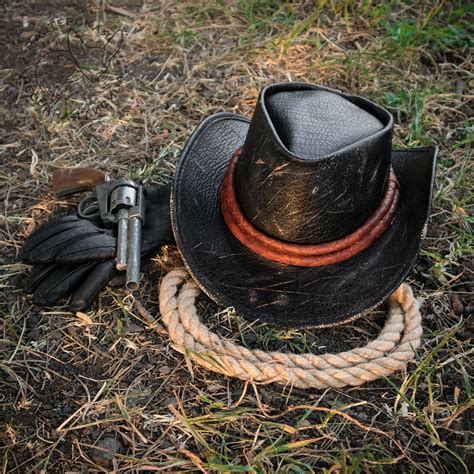 Arthur Morgan's hat from Red Dead Redemption 2 | Etsy