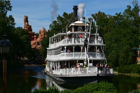 14 Magic Kingdom Rides for Everyone - Sand and Snow